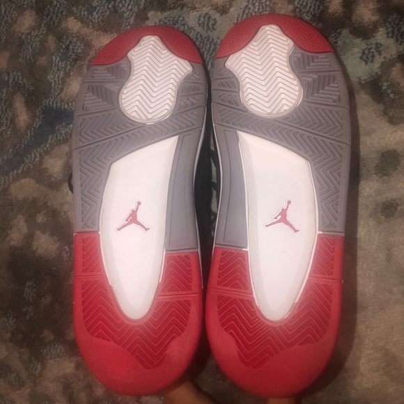 Air Jordan 4 IV Retro BRED black sneakers - Picture 7 of 8